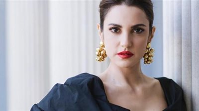 درة تسخر من الجمهور وهدية زوجها الفخمة طلعت ”فنكوش”