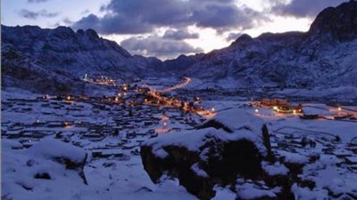 انتشار أمنى بمحيط جبل موسى لمنع الزائرين من صعوده لسوء الطقس