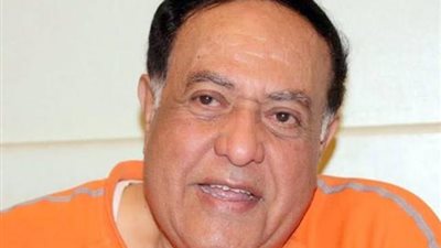 مات بسبب ”الزغطة”.. وغاب عن جنازته النجوم.. حكايات ”خوليو ”  محمد متولي