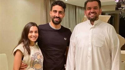 كارمن سليمان وزوجها مصطفى جاد في منزل حسين الجسمي بدبي