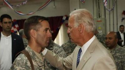 عاجل.. انقلاب في الجيش الأمريكي.. وبايدن يقيل قيادات كبري