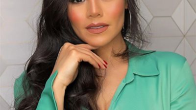 بالصور.. لوردينا تشعل السوشيال ميديا بإطلالة مثيرة