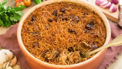 «زي المطاعم».. أبرز الوصفات السحرية لكيفية إعداد طاجن الشعرية