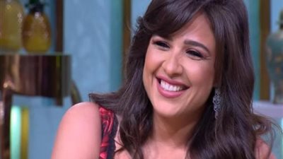 فيروس كورونا يهدد ياسمين عبدالعزيز