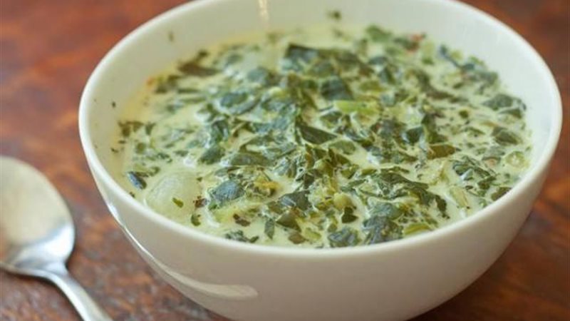 شوربة السبانخ