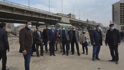 صور.. كارثة صادمة تفاجيء محافظ الجيزة بالقرب من الطريق الدائري