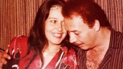 هنا شيحة في ذكرى زواج والديها: يارب ارزقني مثلك يا أبي