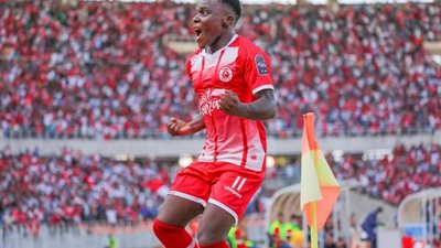 الأهلي يقترب من حسم صفقة لاعب سيمبا التنزاني