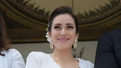 التحقيق مع مريم نعوم وأمينة خليل بتهمة السرقة