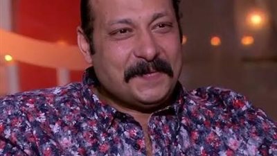 محمد ثروت ينافس بمسلسل ”بين السما والارض” في رمضان القادم