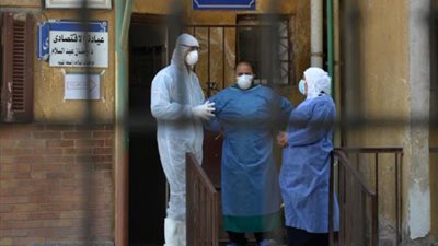 نقابة الأطباء: صرف معاش الوفاة بسبب الإصابة لأعضاء الفريق الطبى بأثر رجعى