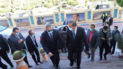 شاهد.. كيف استقبل محافظ الإسماعيلية وزير القوى العاملة اليوم؟