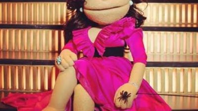 إعلامية شهيرة تهدد أبلة فاهيتا بعد تقليدها في مسلسلها الجديد