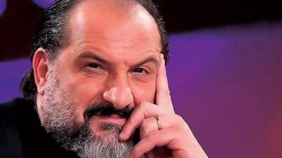 خالد الصاوي : علاقتي بالمدرسة انتهت من أولى حضانة وعضيت كلب قبل كده