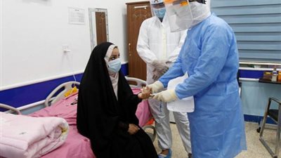 العراق يبدأ حملة التطعيم ضد كورونا