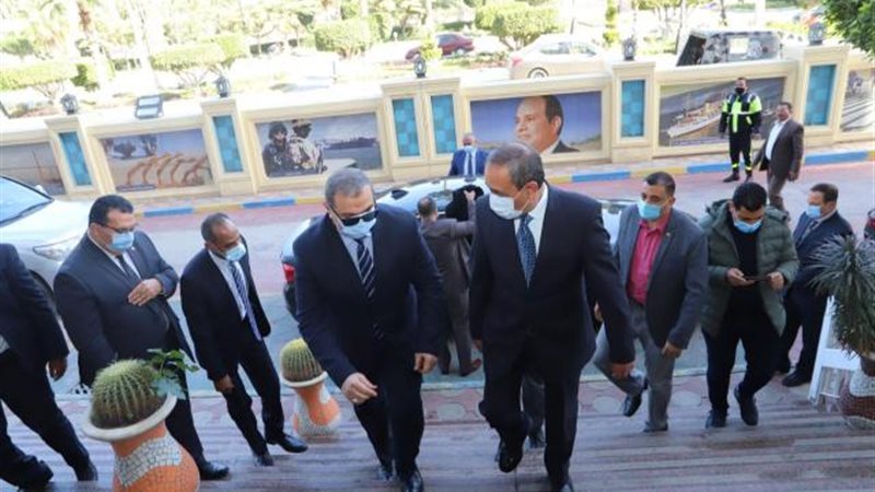وزير القوى العاملة