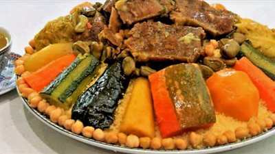 «زي المطاعم».. أسهل طريقة لإعداد الكسكسي باللحم