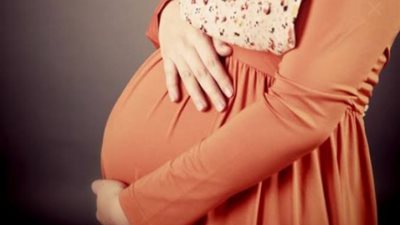 آخر تقاليع كورونا.. حكاية المرأة التى طلبت من زوجها طلبًا غريبًا بعد علمها بخبر حملها