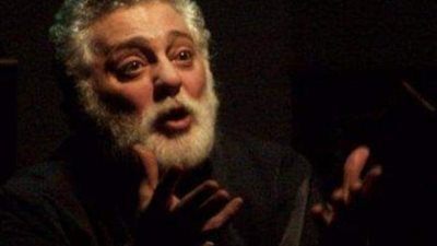 ادعوله.. وضع الفنان توفيق عبد الحميد على جهاز التنفس بعد الإصابة بكورونا