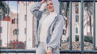 شيرين أنور تستعرض أحدث تنسيقات متنوعة للمحجبات في ربيع 2021