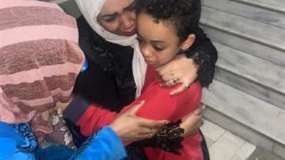 بالصورة .. اجهزة مديرية أمن القاهرة تنجح فى إعادة طفل متغيب لأسرته