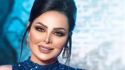 العزاء أون لاين.. فنانة شهيرة تثير الجدل بسبب وفاة جدتها