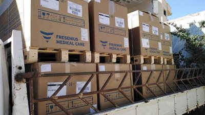 محافظ البحر الأحمر دعم المستشفيات ب 8 ماكينات غسيل كلوي جديدة