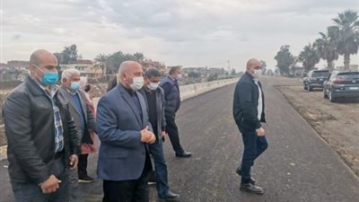 عاجل.. فرمان من كامل الوزير بشأن ”سلالم ” الطريق الدائري