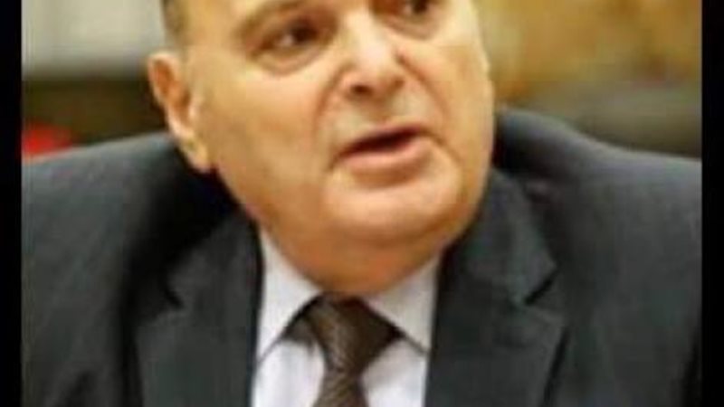 كمال عامر
