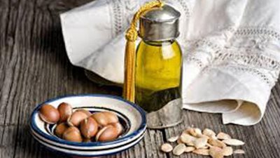 زيت يُحارب الشيخوخة ويُعالج علامات التمدد...تعرف عليه