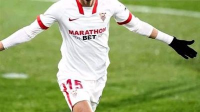 يوسف النصيري يثني على أداء أشبيلية رغم الخروج من دوري الأبطال على يد دورتموند