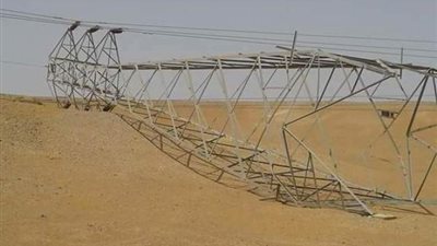 سقوط 8 أبراج كهرباء بمركز النجيلة يتسب في قطع التيار عن هذه المناطق