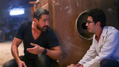 محمد أنور يشكر أمير كرارة بعد ظهوره كضيف شرف في ”إسعاف يونس”