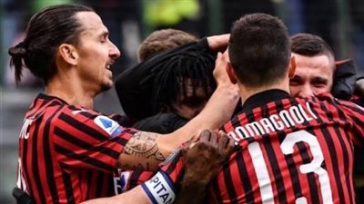 في غياب إبراهيموفيتش.. لياو يقود تشكيل ميلان المتوقع أمام مانشستر يونايتد