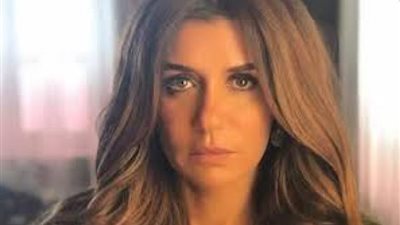 بعد تدهور حالتها بسبب التدخين.. غادة عادل تكشف تطورات إصابتها بكورونا