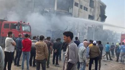 اللواء عبد الحميد الهجان : تشكيل لجنة فنية لمعاينة المصنع المحترق بالعبور