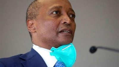 أغني أغنياء القارة .. معلومات خطيرة عن الملياردير الذي أصبح رئيسا للاتحاد الأفريقي لكرة القدم