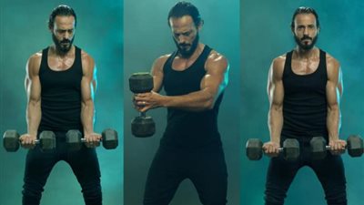 من داخل صالة الجيم.. يوسف الشريف يستعرض عضلاته