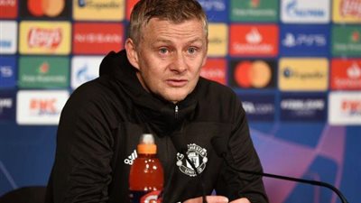 مدرب مانشستر يونايتد ينتظر أنباء سارة قبل مواجهة ميلان في الدوري الأوروبي