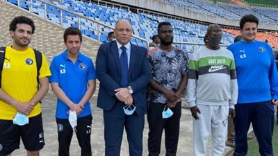 سفير مصر بتنزانيا يحضر مران بيراميدز