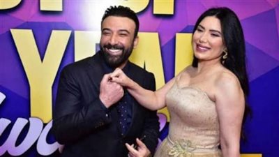 زوج عبير صبري يغازلها : المادة الخام للستات