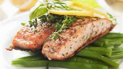 تناول السردين والماكريل مرتين أسبوعيًا يمنع الإصابة بهذا المرض