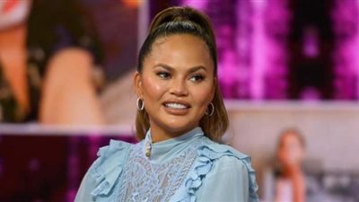 بعد خلع ملابسها.. كريسي تايجن تغضب جمهورها بهذه الصدمة غير المتوقعة