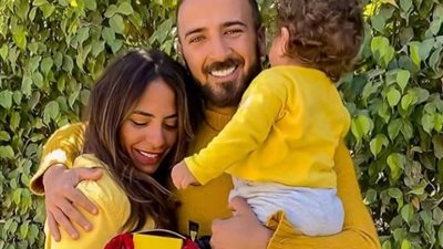 بصورة عائلية.. محمد مهران يحتفل بعيد الأم بصحبة زوجته