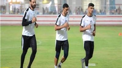 أيمن الطويل يقود تدريبات حراس المرمى في مران الزمالك