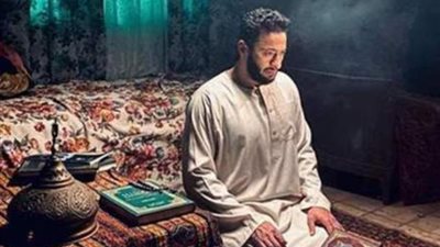 حمادة هلال يعتزل الغناء ويتجه للإنشاد الديني