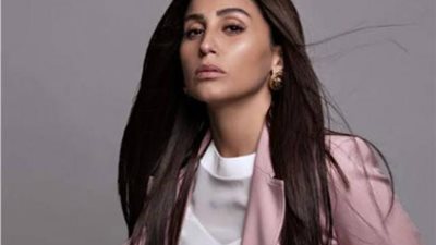 بتعرف تعد لغاية كام ؟ .. دينا الشربينى تنافس الهضبة فى رفع الأثقال