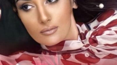 غادة عبد الرازق بإطلالة رومانسية برفقة زوجها