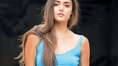 نجمة كبيرة يغمى عليها ورد فعل مفاجئ من بطلة مسلسل «أنت أطرق بابي»