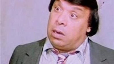 أصيب بجلطة وشلل في آخر أيامه.. عاني من تجاهل الوسط الفني .. غير أسمه بسبب الوحدة .. أحزان ملك الكوميديا وحيد سيف